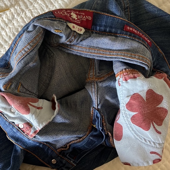 Lucky Me ๐ซ - Picture 4 of 6